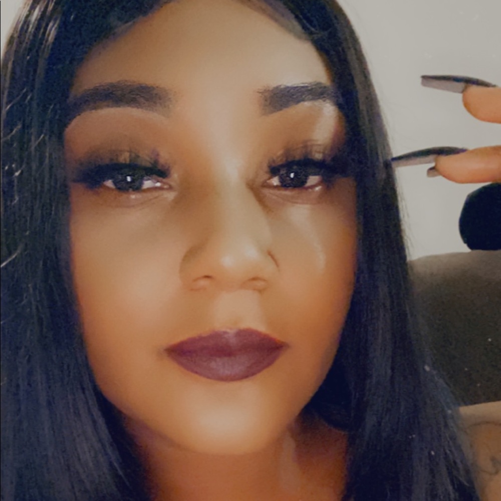 Meet your Posher, Lamaria